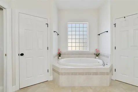 1401 Hidden Oaks Bend St Cloud FL 34771