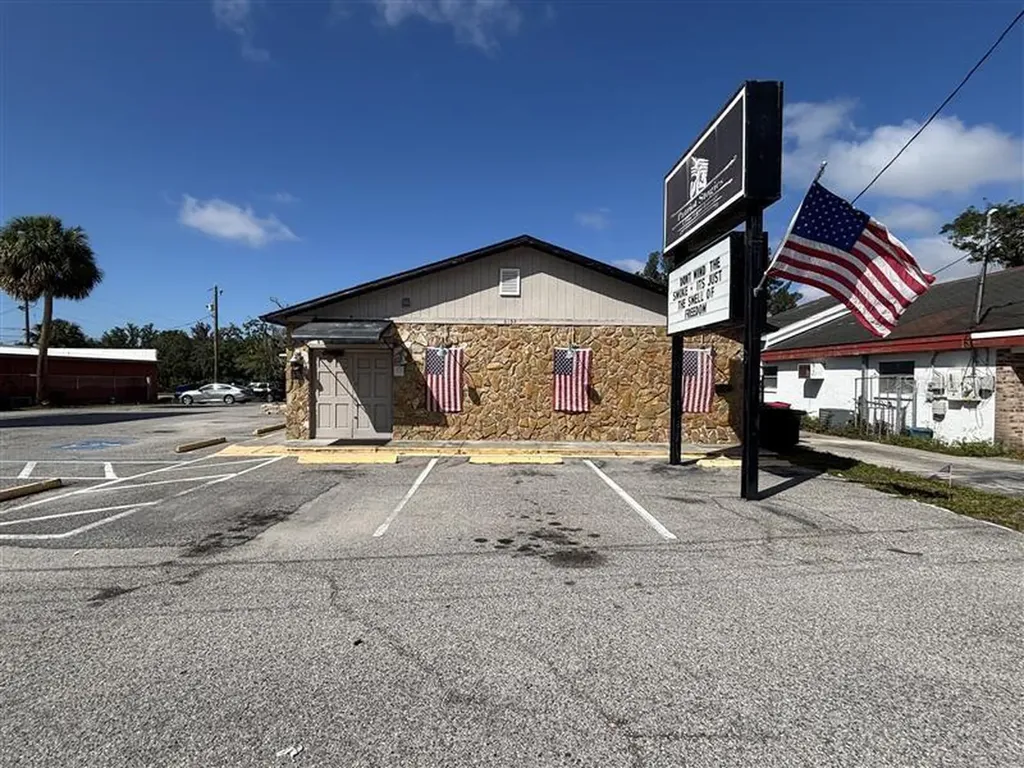 6153 Massachusetts Avenue New Port Richey FL 34653