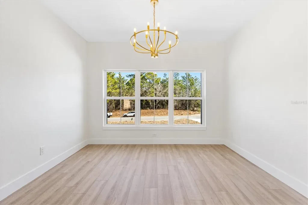 8506 County Road 243 Wildwood FL 34785