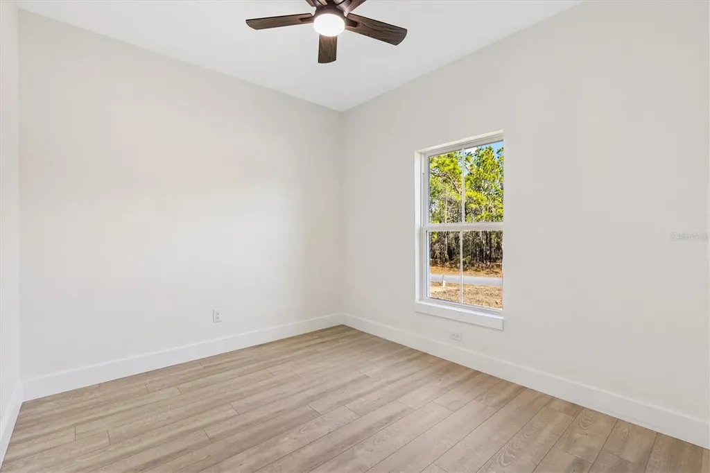 8506 County Road 243 Wildwood FL 34785