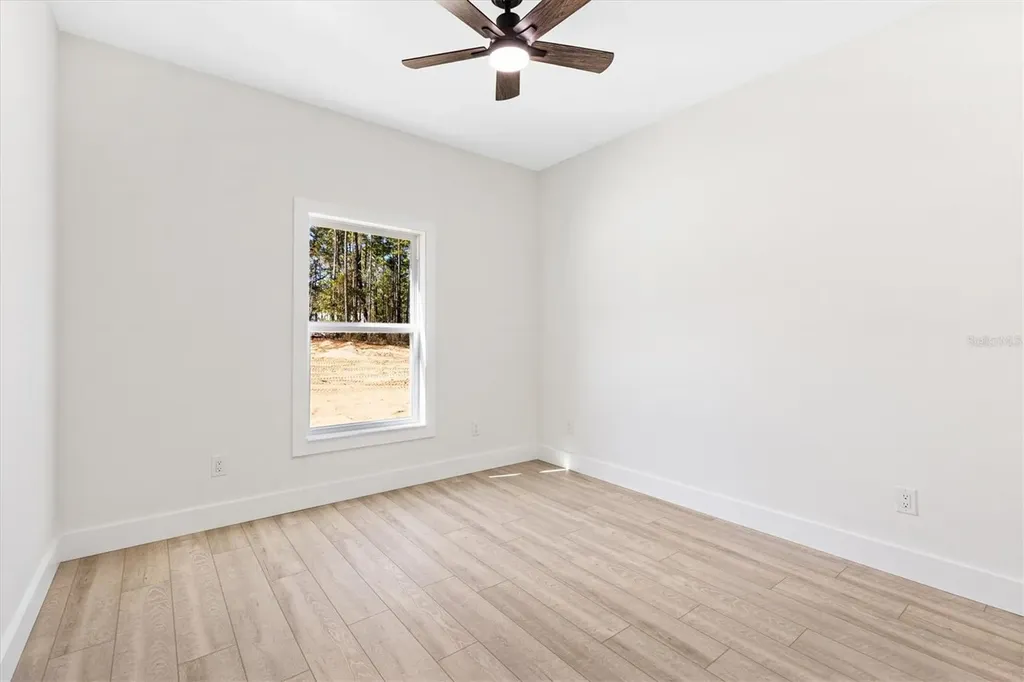 8506 County Road 243 Wildwood FL 34785