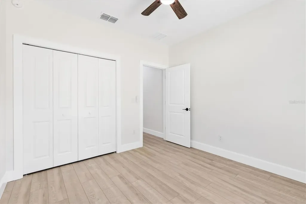 8506 County Road 243 Wildwood FL 34785
