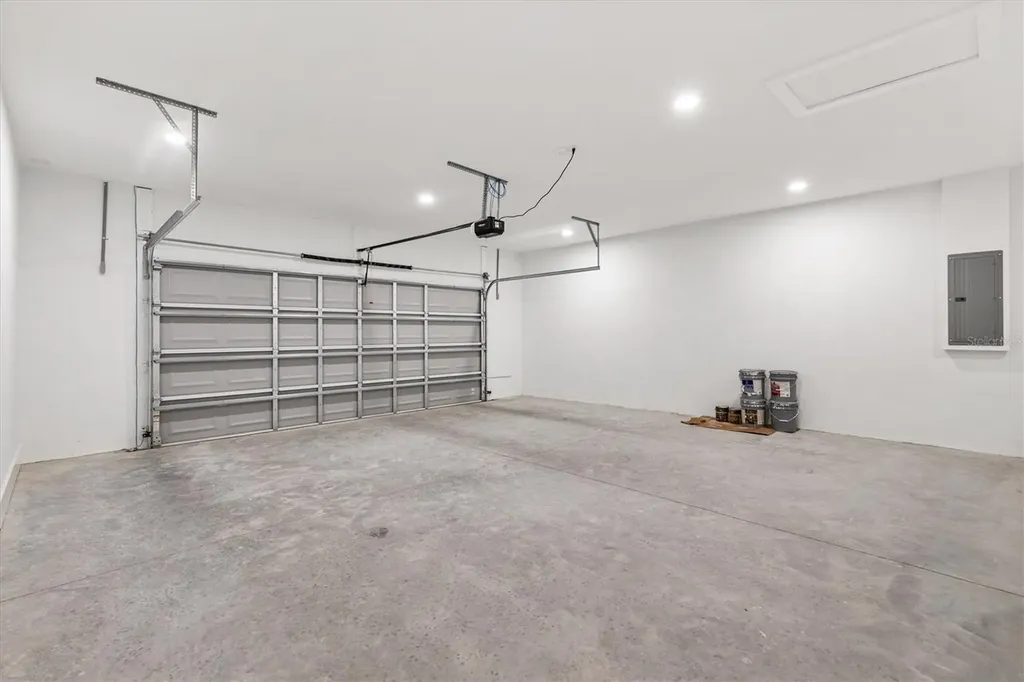 8506 County Road 243 Wildwood FL 34785
