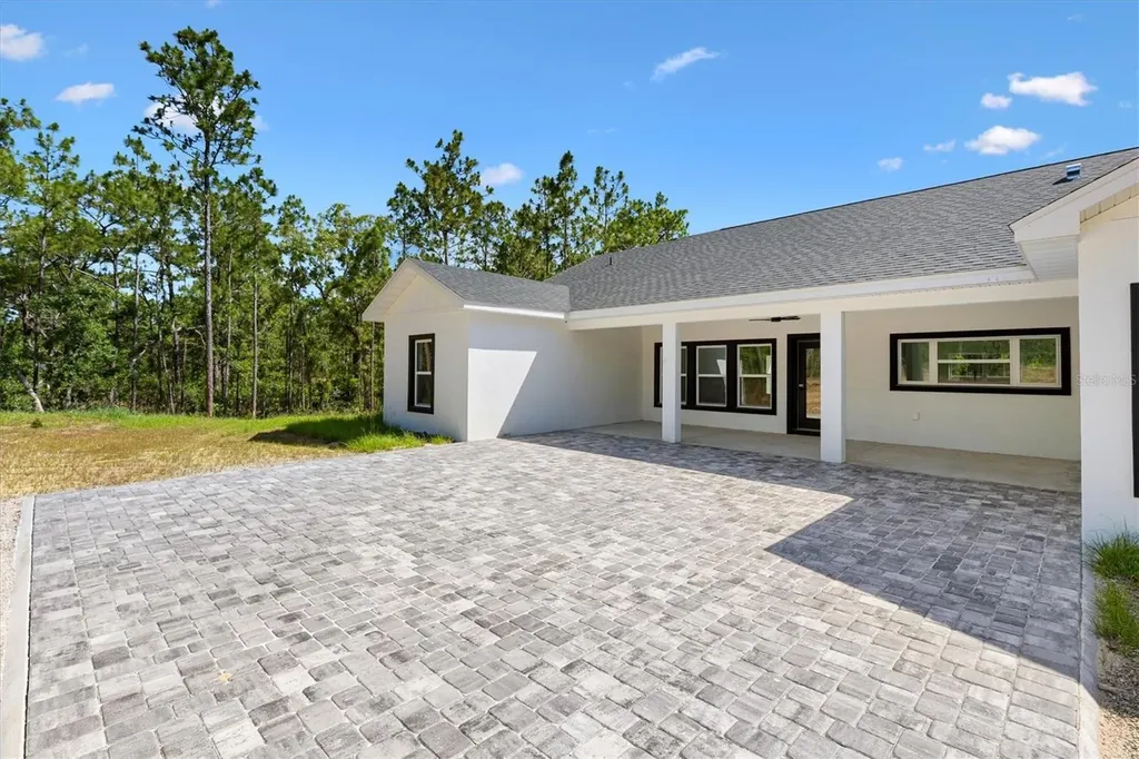 8506 County Road 243 Wildwood FL 34785