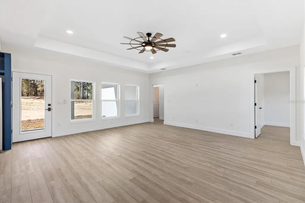 8506 County Road 243 Wildwood FL 34785