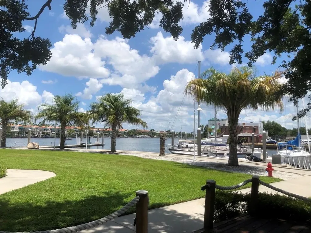 105 Chesapeake Avenue Tampa FL 33606