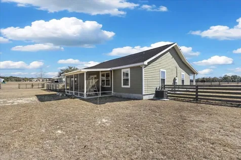 7291 NW 160th Street Trenton FL 32693