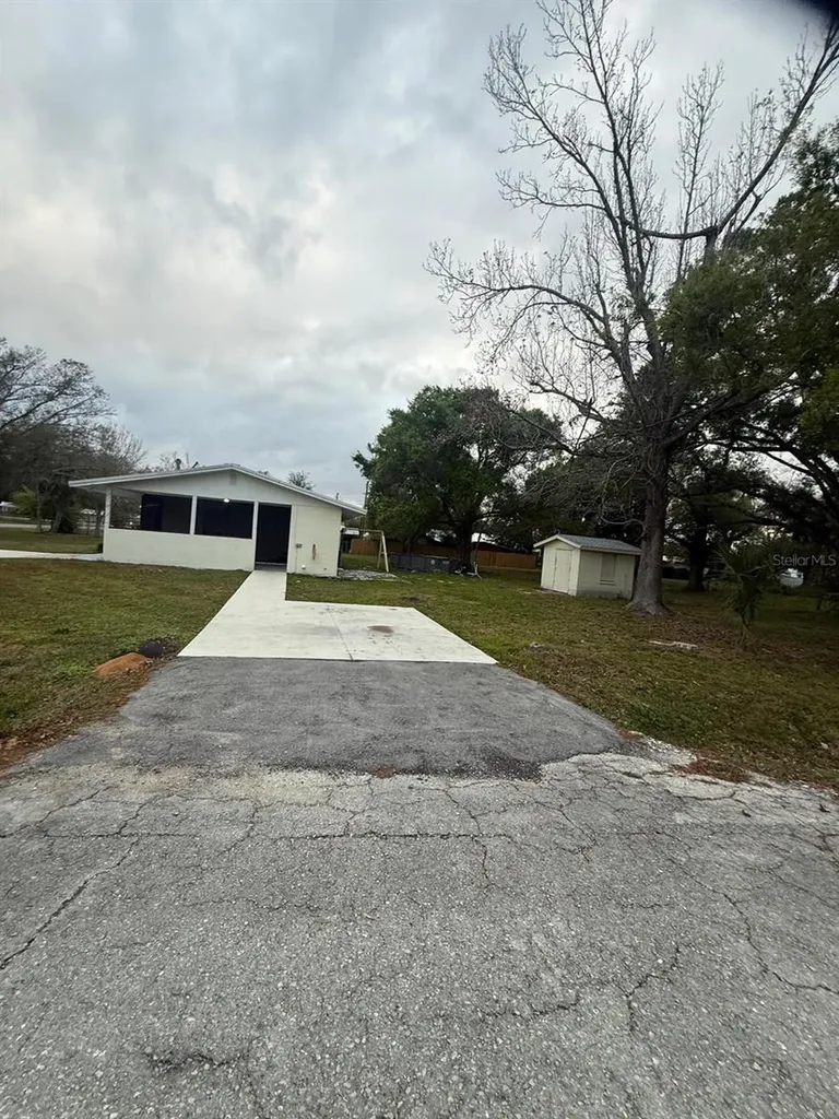1327 SE Vermont Avenue Arcadia FL 34266