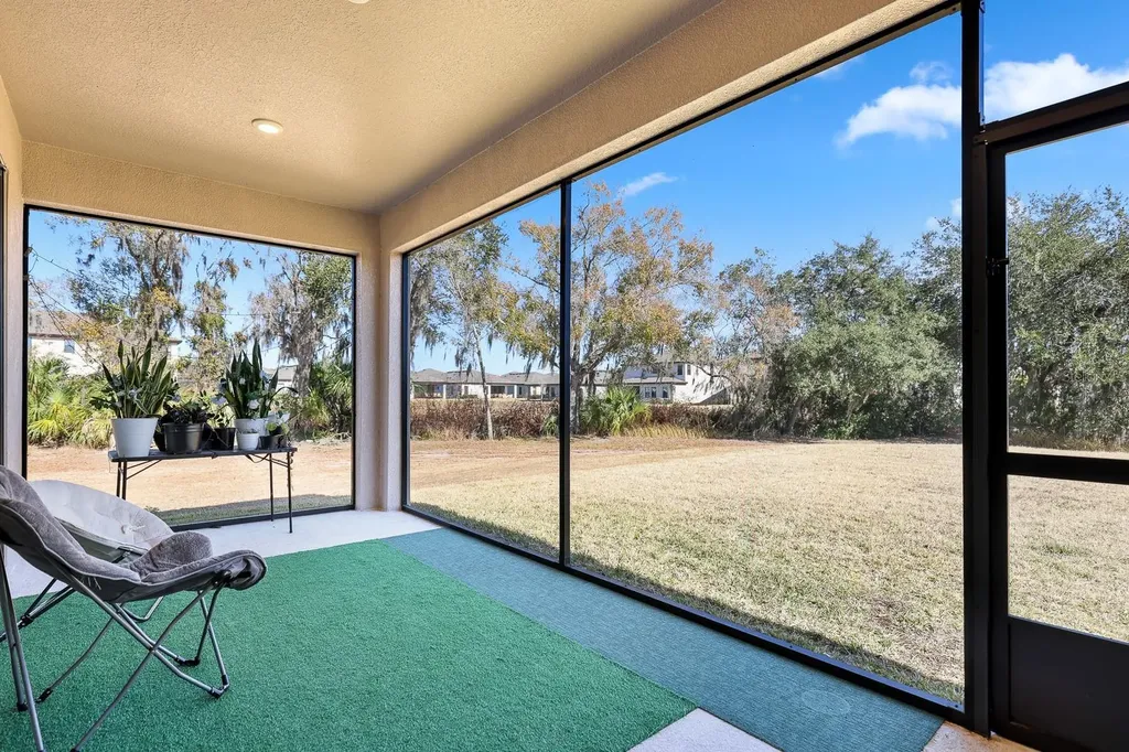 14671 Horse Trot Road Lithia FL 33547