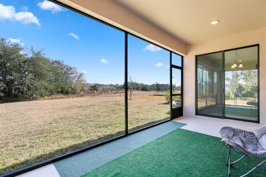 14671 Horse Trot Road Lithia FL 33547