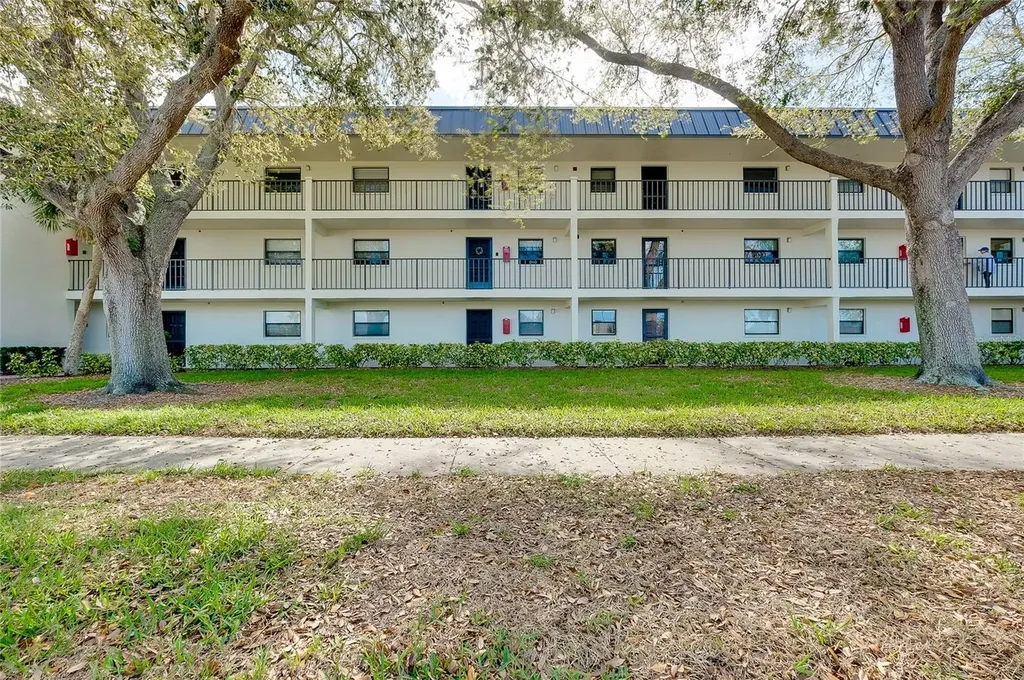 104 Capri Isles Boulevard Venice FL 34292