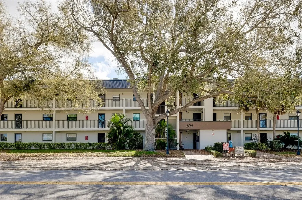 104 Capri Isles Boulevard Venice FL 34292