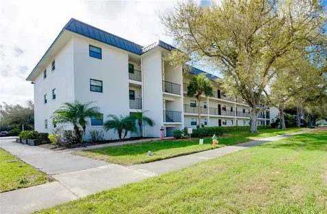 104 Capri Isles Boulevard Venice FL 34292