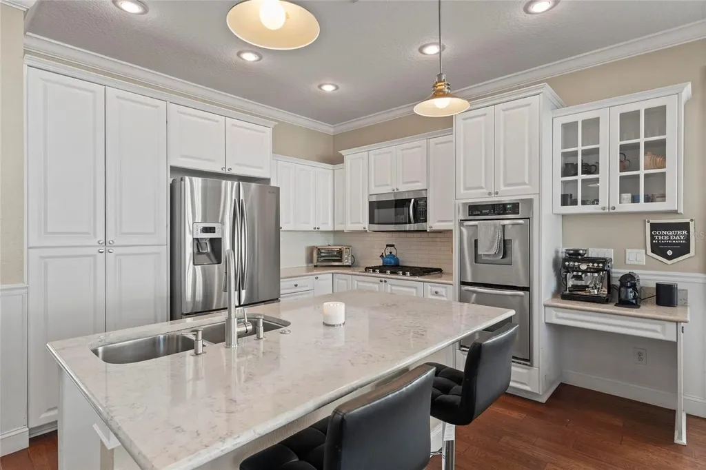 1997 Lexington Place Tarpon Springs FL 34688