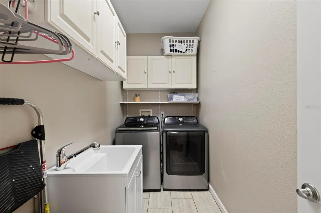 1997 Lexington Place Tarpon Springs FL 34688