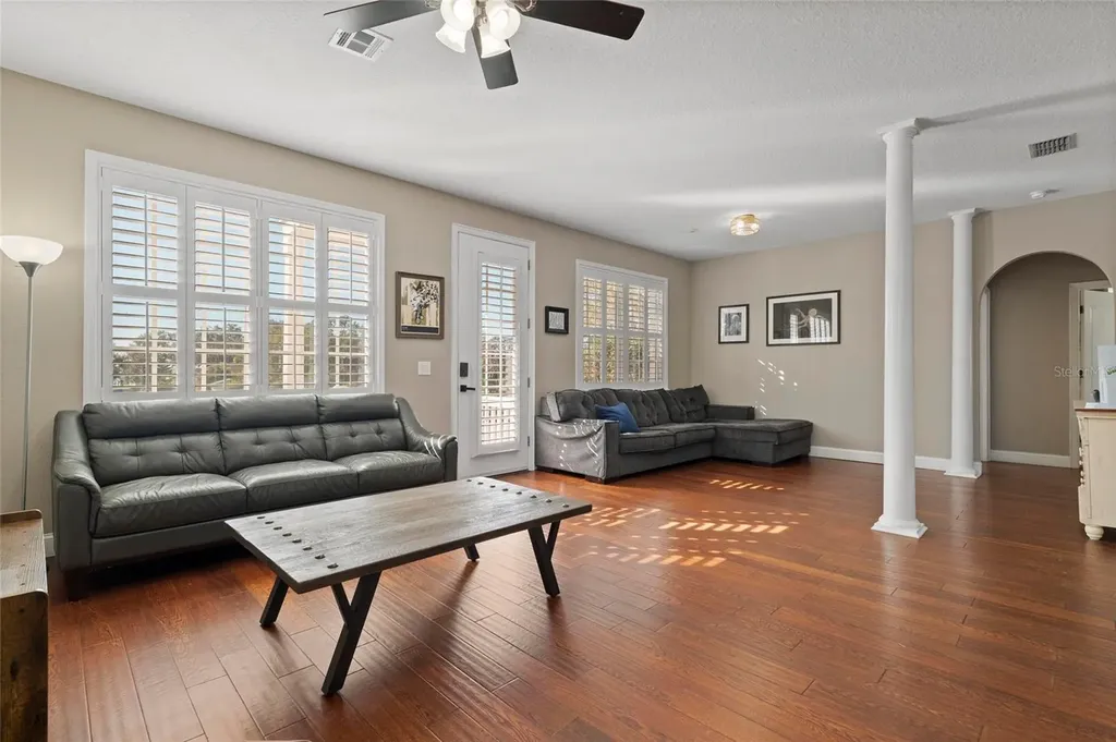 1997 Lexington Place Tarpon Springs FL 34688