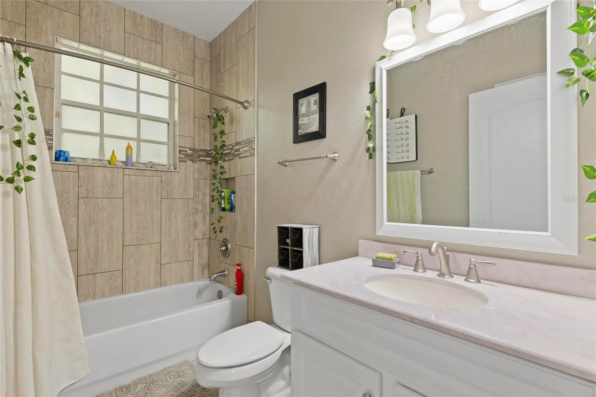 1997 Lexington Place Tarpon Springs FL 34688