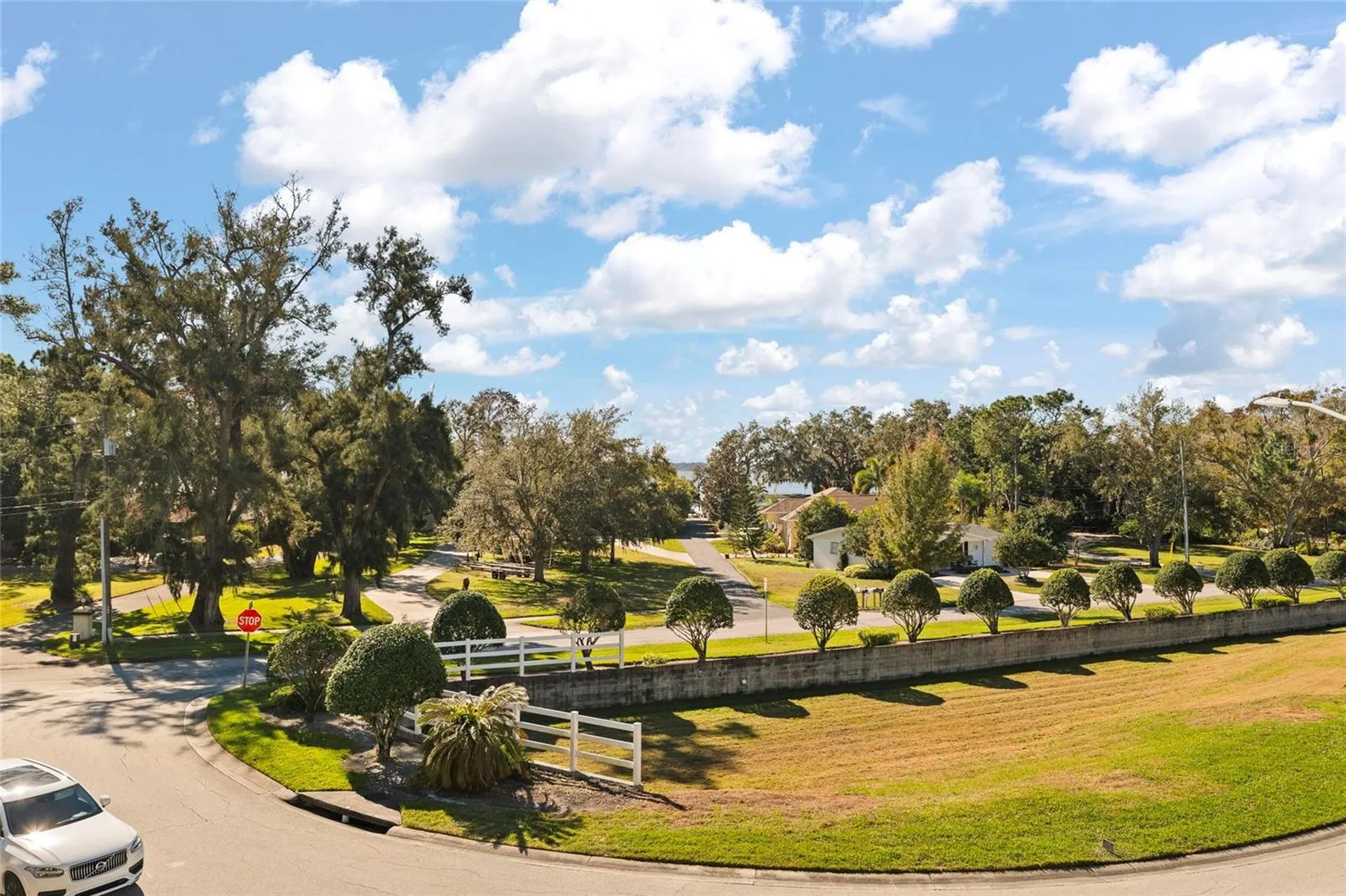 1997 Lexington Place Tarpon Springs FL 34688