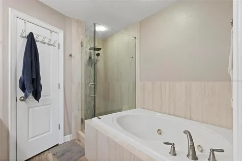 1997 Lexington Place Tarpon Springs FL 34688