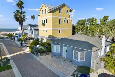 39 181st Avenue W Redington Shores FL 33708