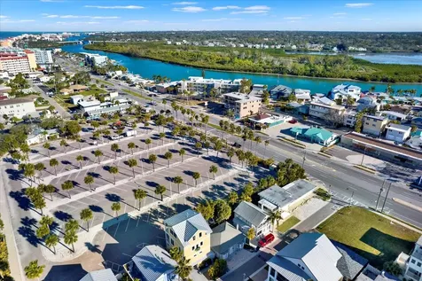 39 181st Avenue W Redington Shores FL 33708