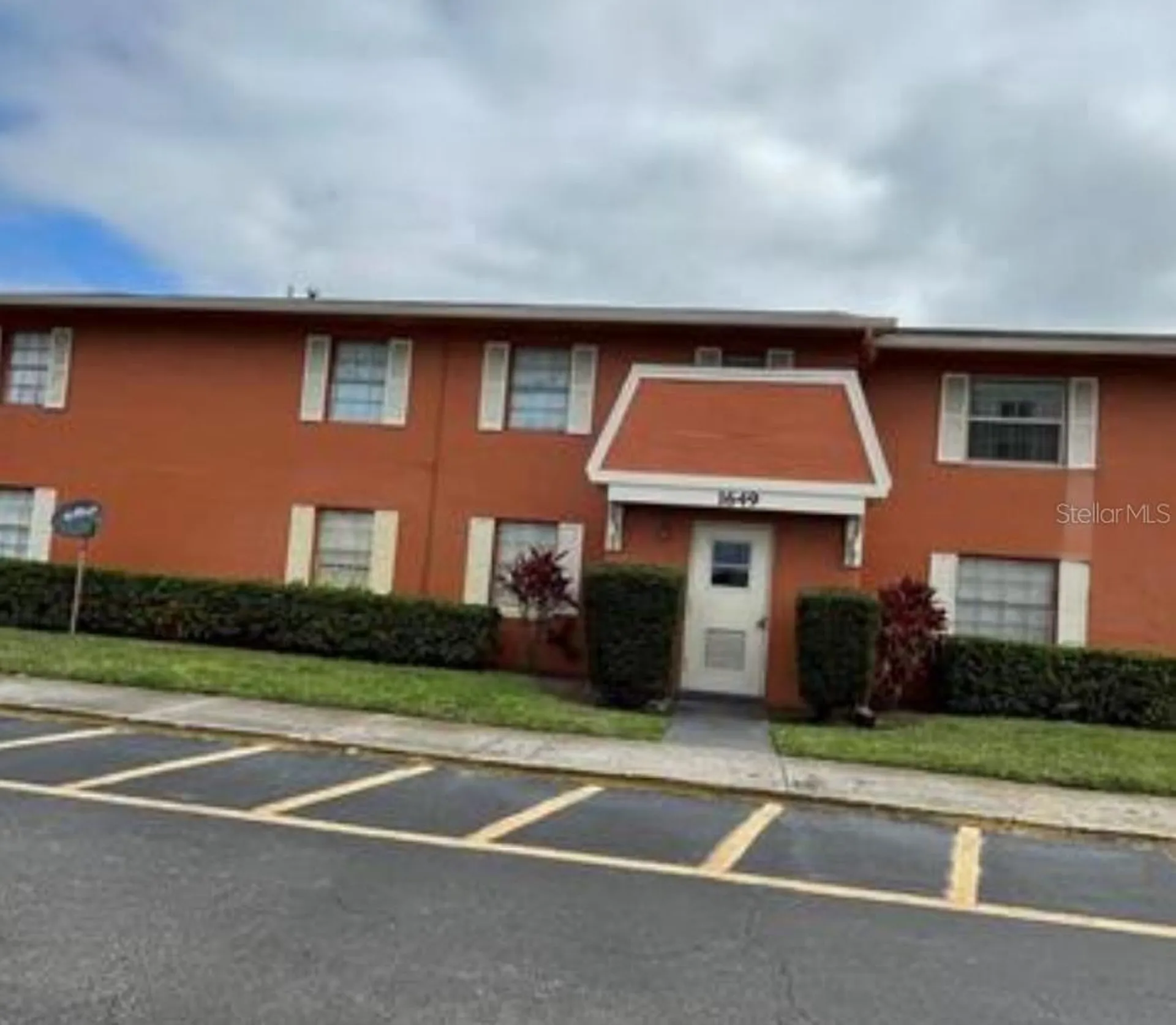 1649 W Oak Ridge Road Orlando FL 32809