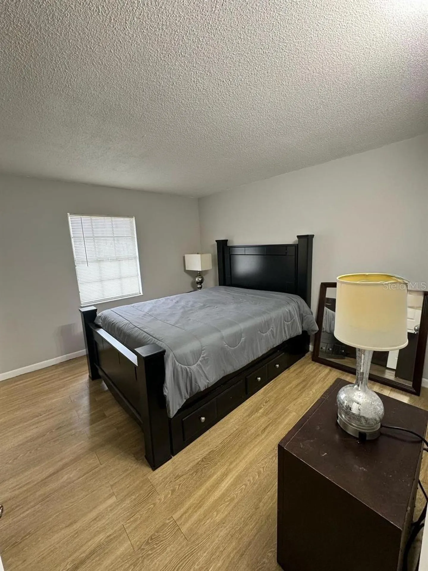 1649 W Oak Ridge Road Orlando FL 32809