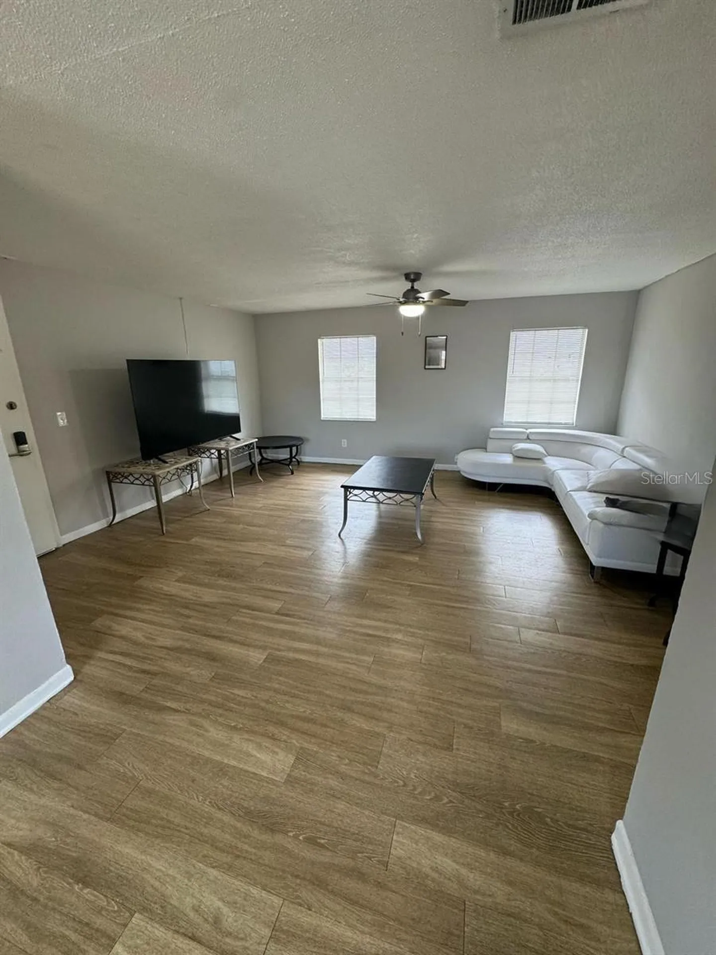 1649 W Oak Ridge Road Orlando FL 32809