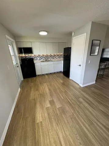 1649 W Oak Ridge Road Orlando FL 32809