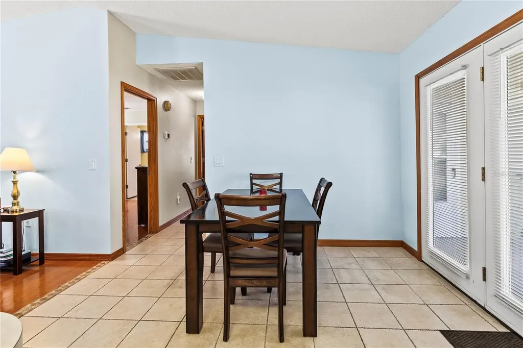 4861 Colonnades Circle E Lakeland FL 33811
