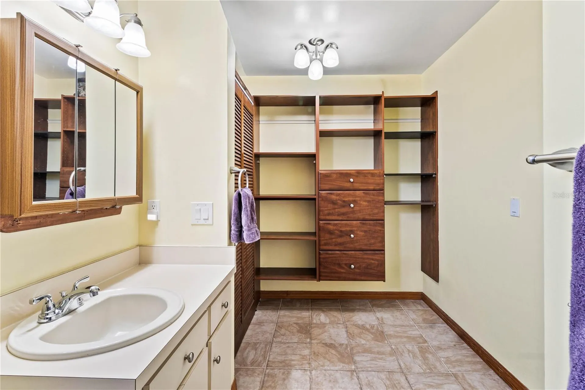 4861 Colonnades Circle E Lakeland FL 33811