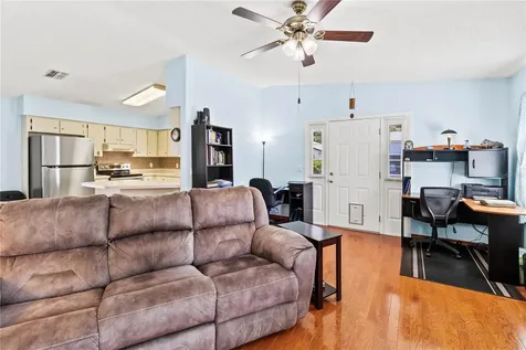 4861 Colonnades Circle E Lakeland FL 33811