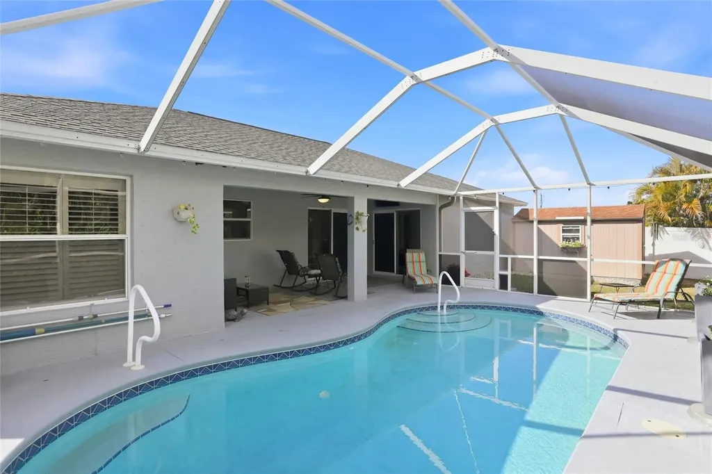 515 NE 5th Place Cape Coral FL 33909