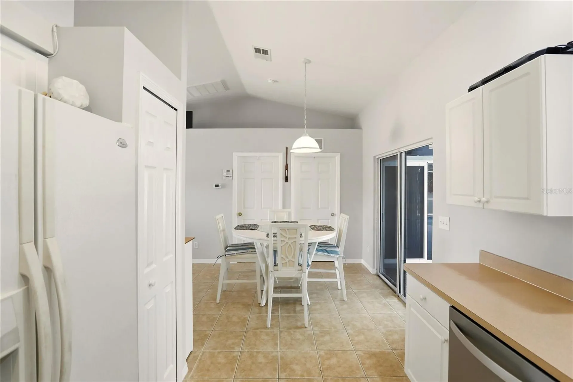 515 NE 5th Place Cape Coral FL 33909