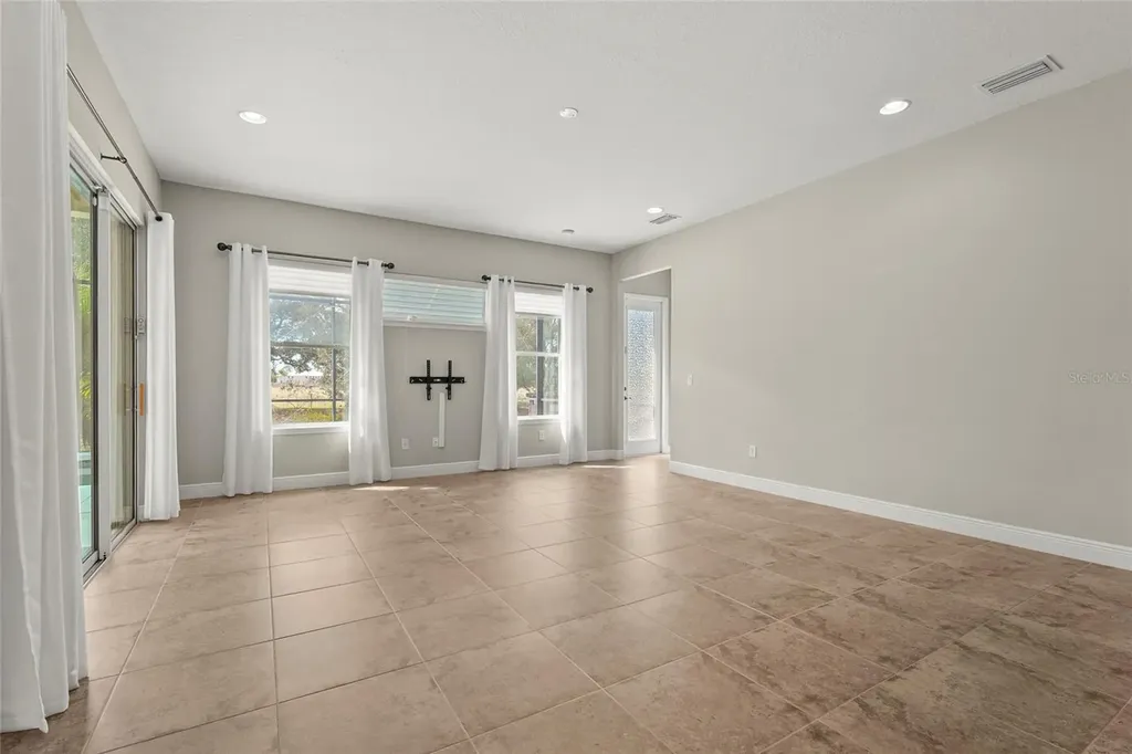5750 Rock Dove Drive Sarasota FL 34241