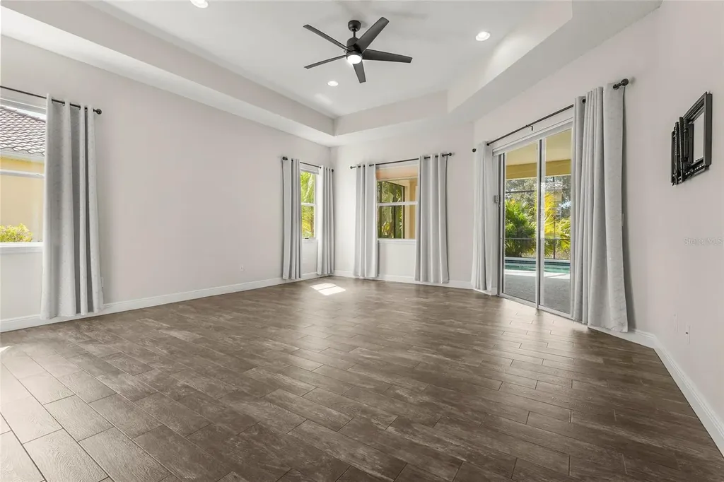 5750 Rock Dove Drive Sarasota FL 34241