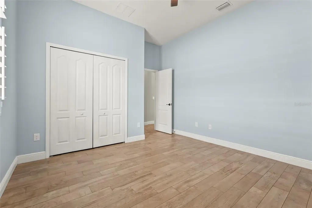 5750 Rock Dove Drive Sarasota FL 34241
