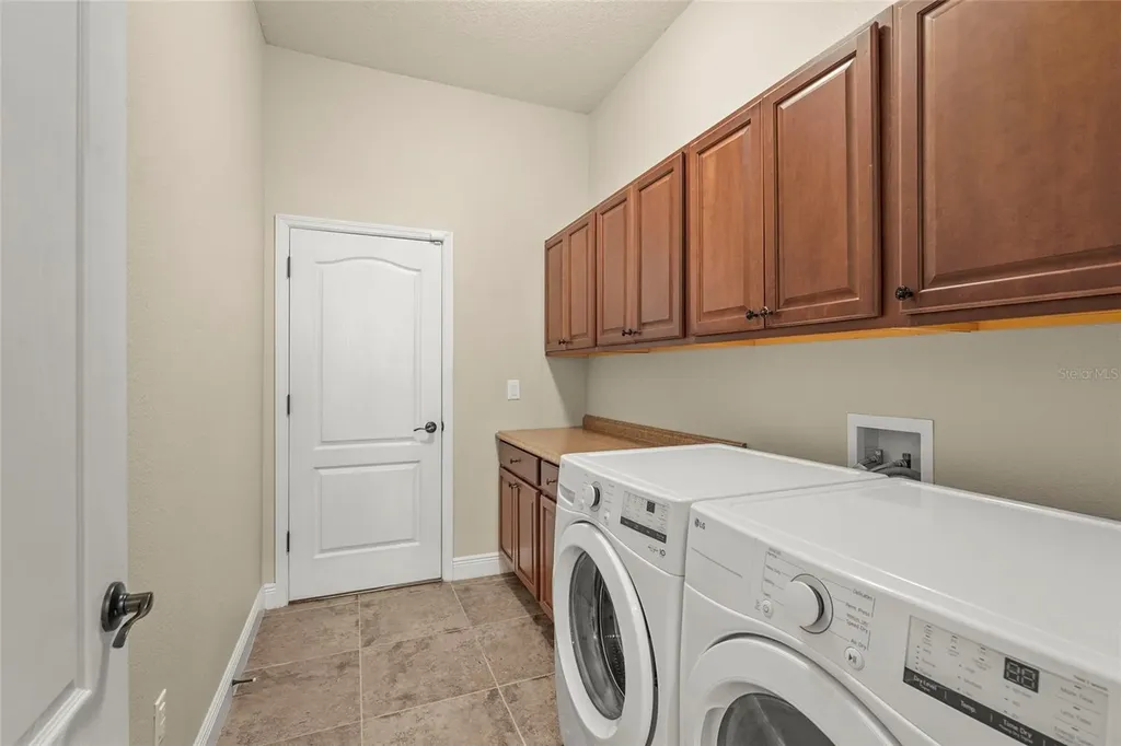 5750 Rock Dove Drive Sarasota FL 34241