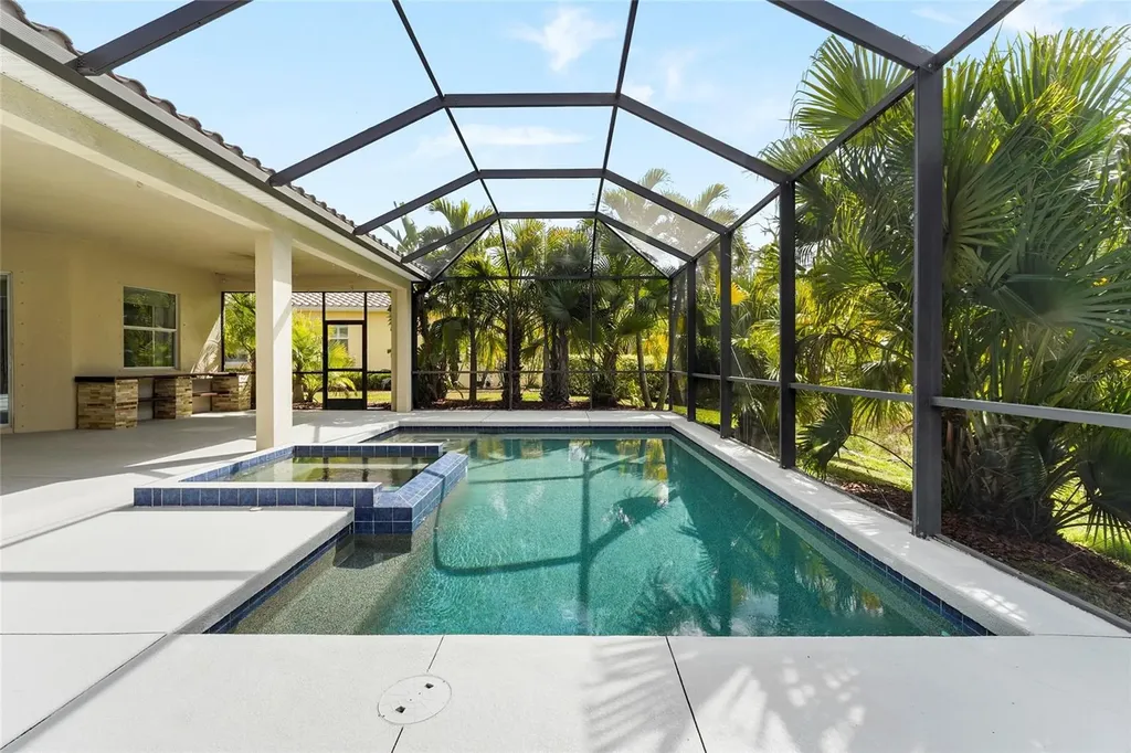 5750 Rock Dove Drive Sarasota FL 34241