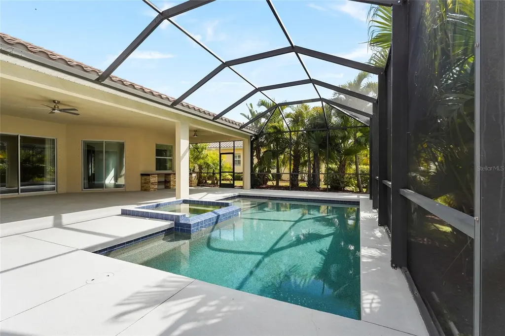 5750 Rock Dove Drive Sarasota FL 34241