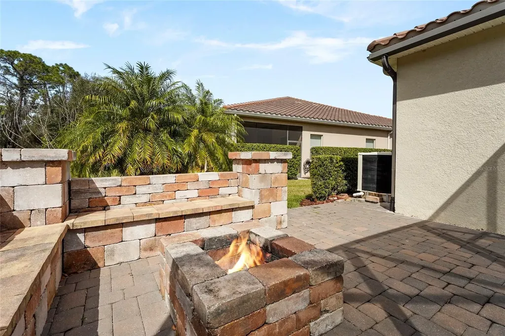 5750 Rock Dove Drive Sarasota FL 34241