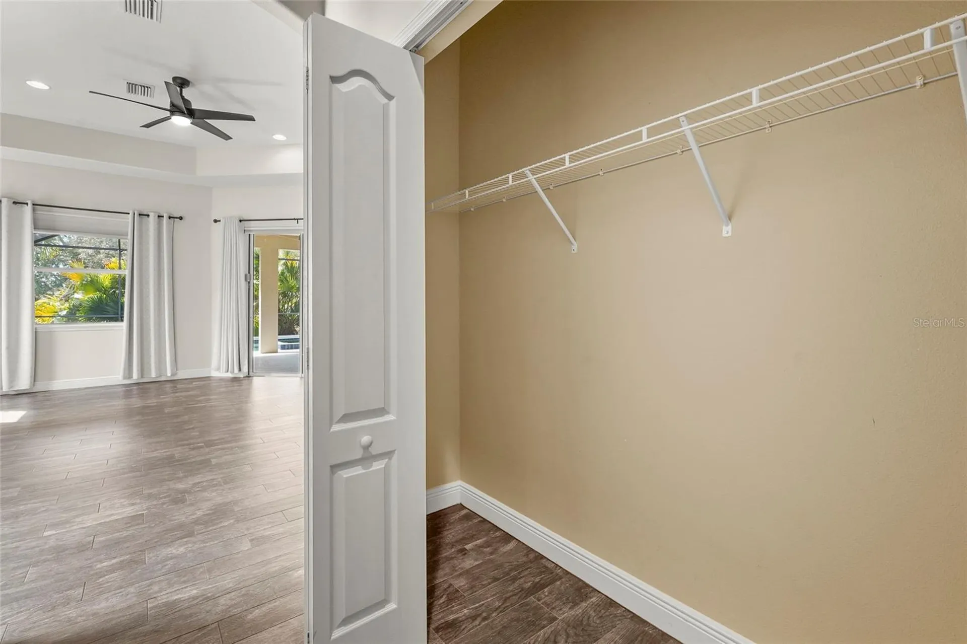 5750 Rock Dove Drive Sarasota FL 34241
