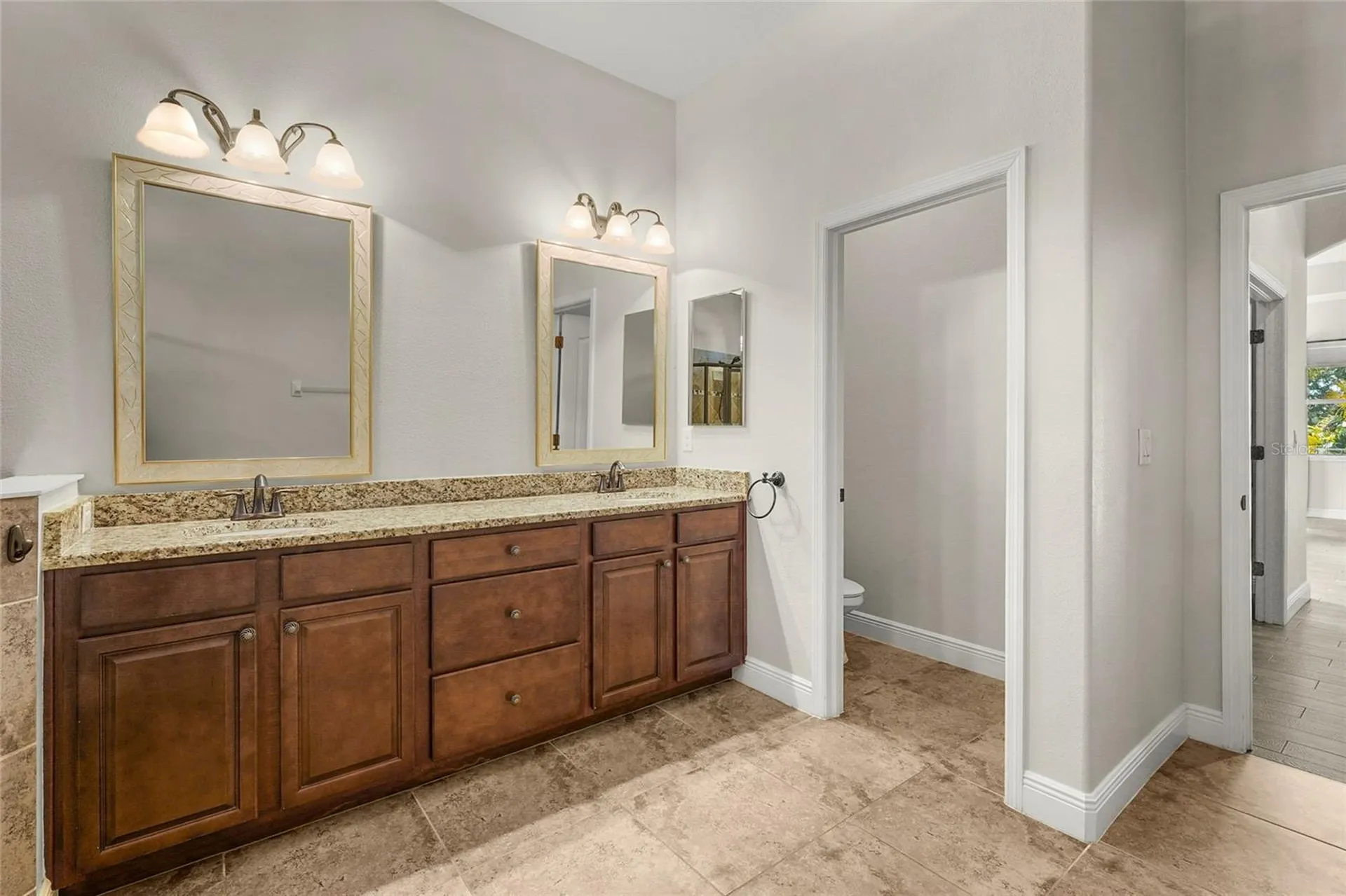 5750 Rock Dove Drive Sarasota FL 34241