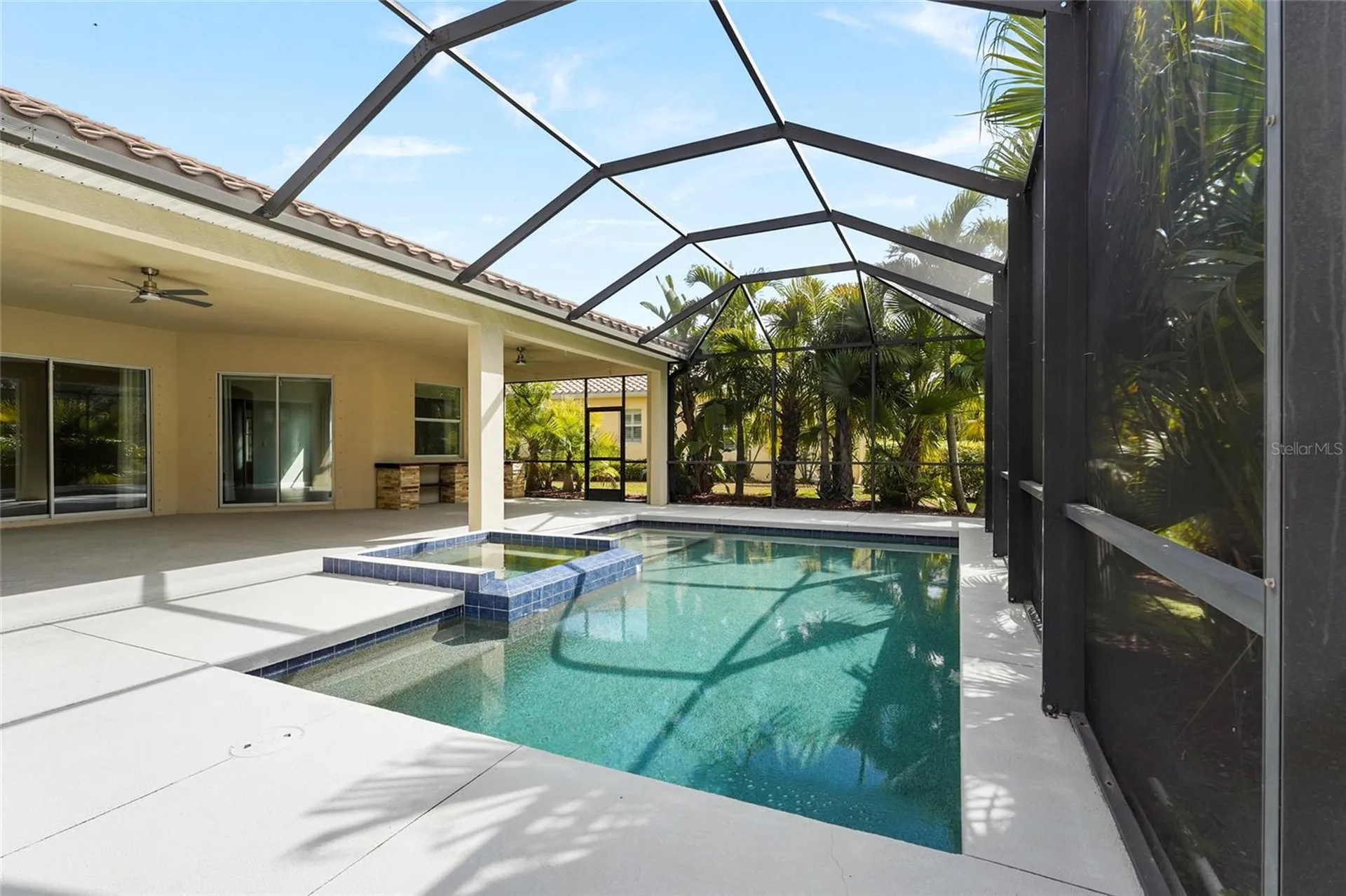 5750 Rock Dove Drive Sarasota FL 34241