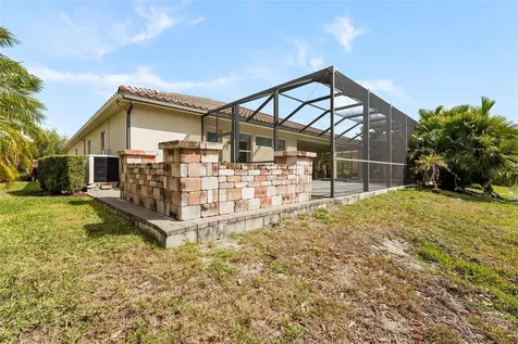 5750 Rock Dove Drive Sarasota FL 34241