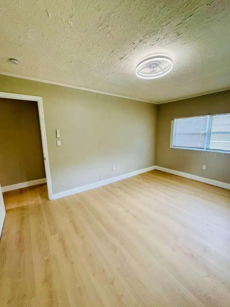 4910 Huppel Avenue Orlando FL 32811