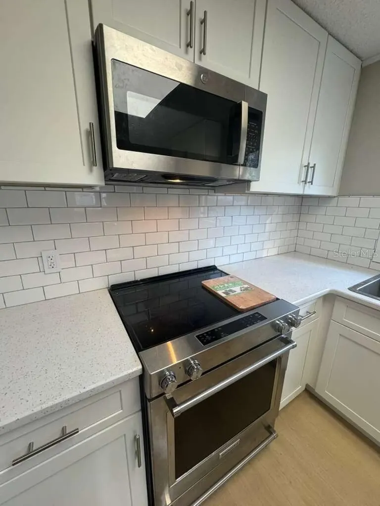 4910 Huppel Avenue Orlando FL 32811
