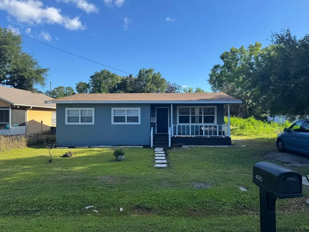 4910 Huppel Avenue Orlando FL 32811