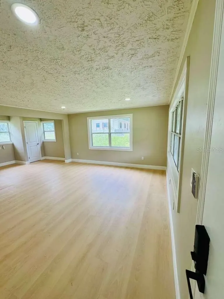 4910 Huppel Avenue Orlando FL 32811