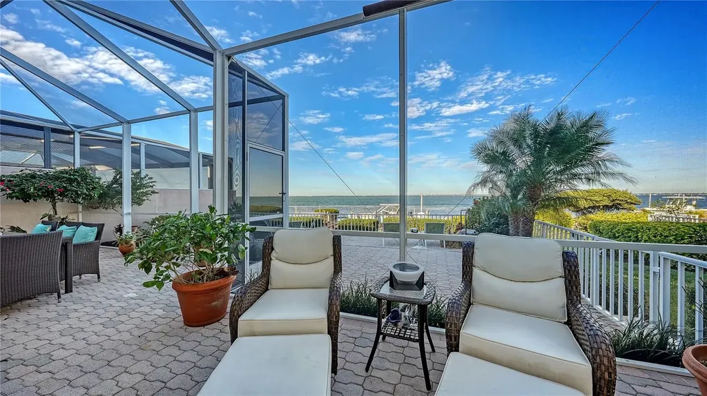 3530 Mistletoe Lane Longboat Key FL 34228